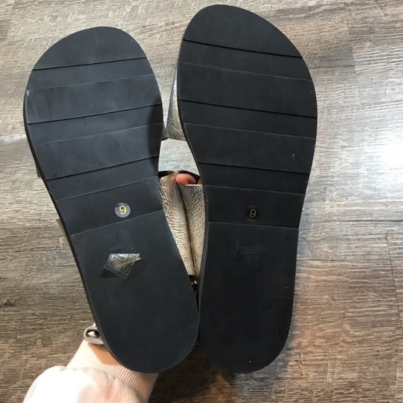 Free People x Jeffrey Campbell silver sandals - Picture 4 of 5